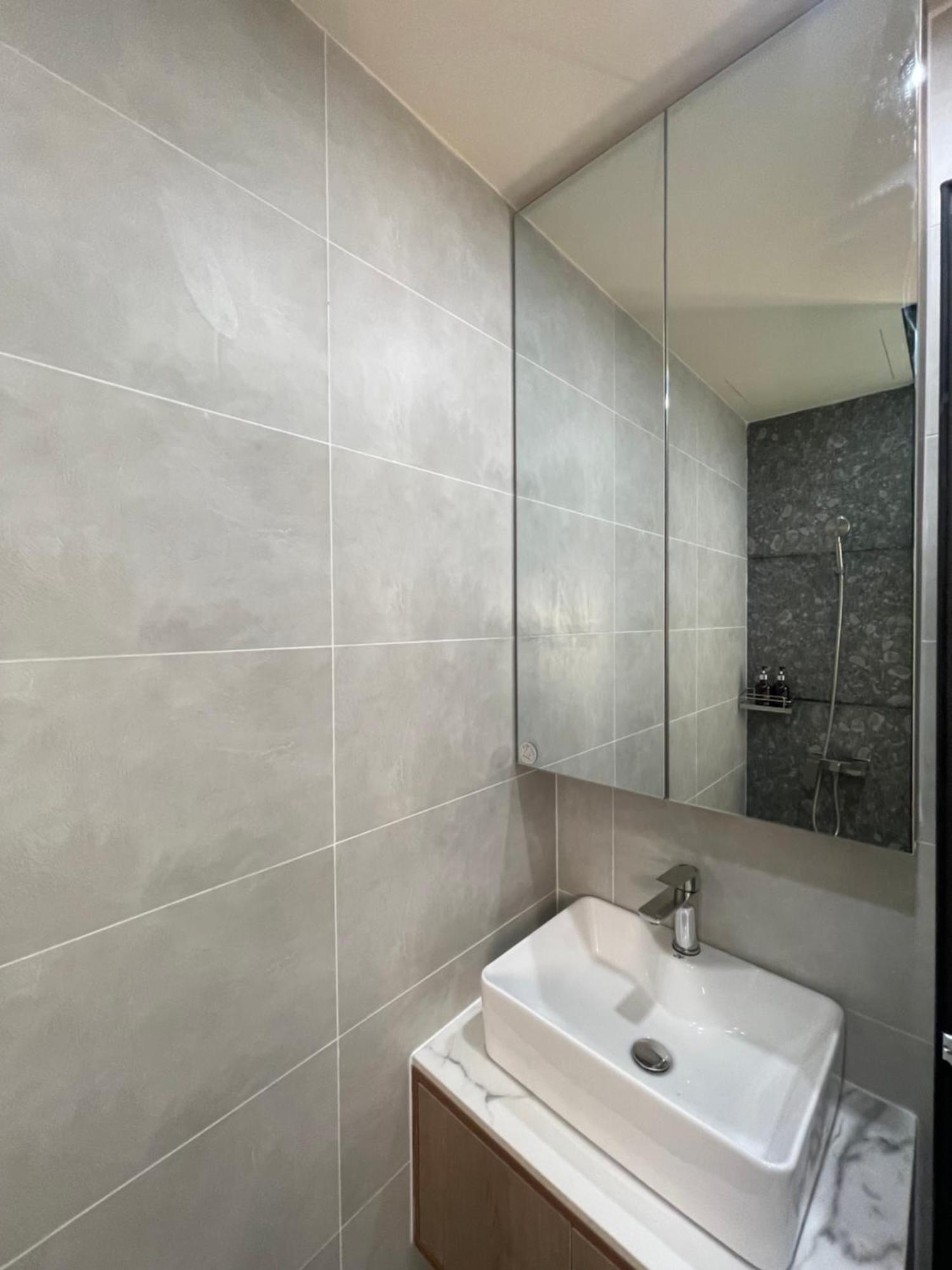 Ara Gem Hotel