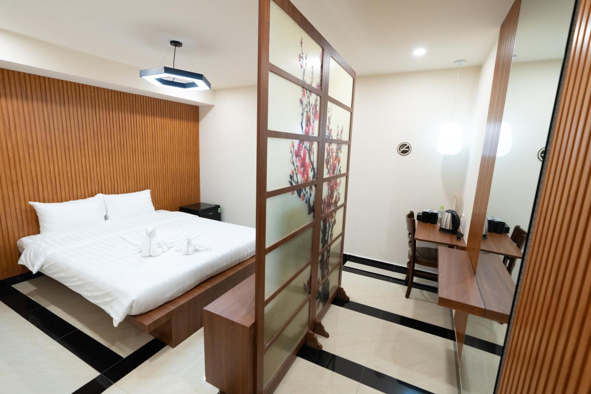 Ara Gem Hotel