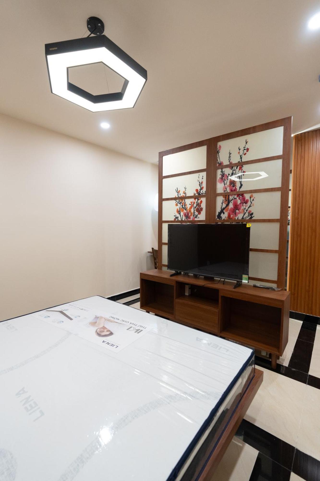 Ara Gem Hotel *